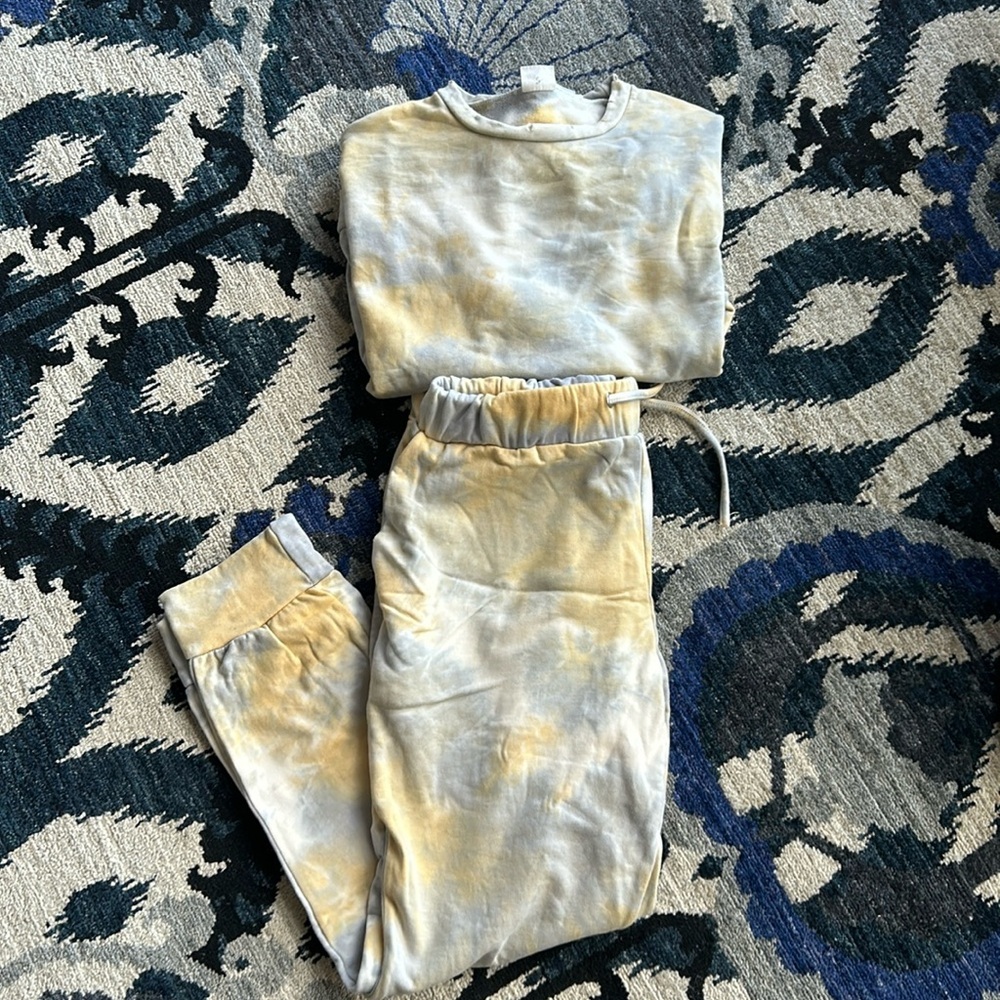 SILK & SALT Women's Gray & Yellow Tie Dye Sweatshirt Jogger Matching Set Size L